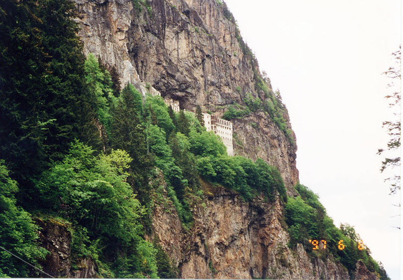 Photo2.jpg